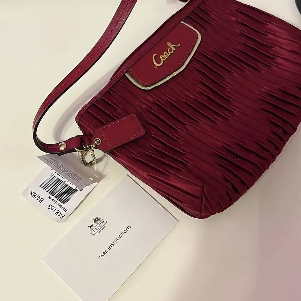 Coach Ashley Vintage Y2K Satin Burgundy Wristlet Red Pleated Clutch Bag Glam New - Picture 7 of 10